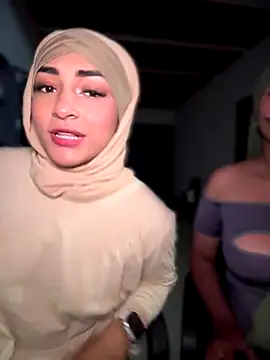 Snapshot of lalilamassu1 chatting on September 30, 2025, 1:33 am lalilamassu1 online show from September 30, 2025, 1:33 am