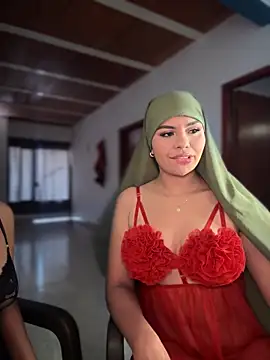 lalilamassu1 online show from November 16, 2025, 6:56 pm