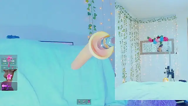 Snapshot of Tiffanny_Love_ chatting on October 4, 2025, 9:22 am Tiffanny Love  online show from October 4, 2025, 9:22 am