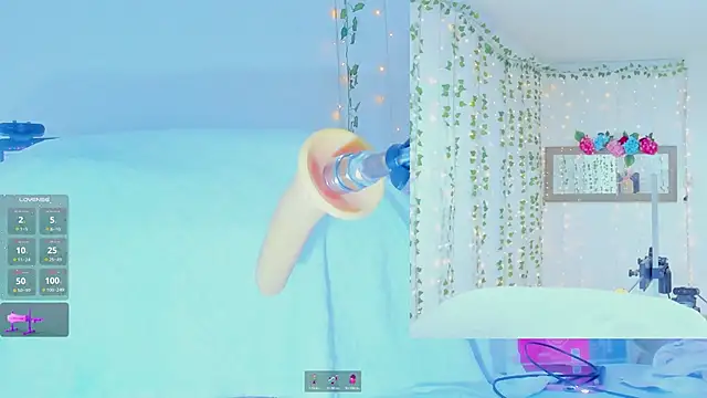 Snapshot of Tiffanny_Love_ chatting on October 27, 2025, 9:10 am Tiffanny Love  online show from October 27, 2025, 9:10 am