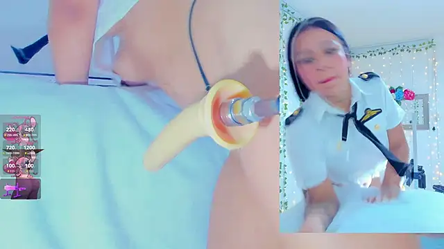 Snapshot of Tiffanny_Love_ chatting on September 24, 2025, 8:54 am Tiffanny Love  online show from September 24, 2025, 8:54 am