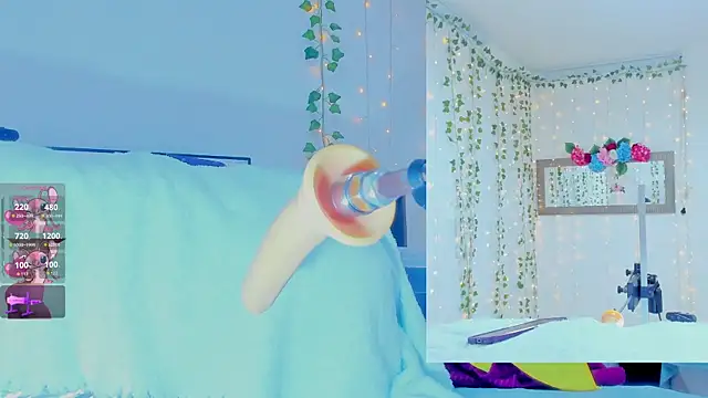 Snapshot of Tiffanny_Love_ chatting on September 30, 2025, 9:26 am Tiffanny Love  online show from September 30, 2025, 9:26 am