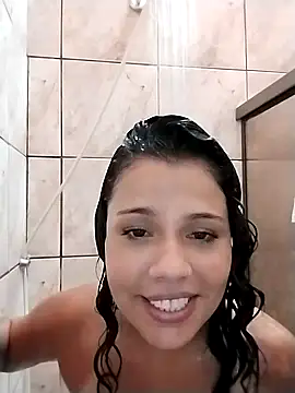 Lidy zinha online show from December 18, 2024, 3:55 pm