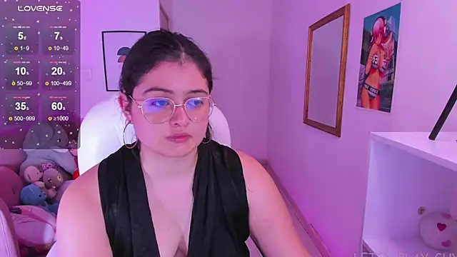 Stephania 18 online show from January 22, 2025, 7:34 pm
