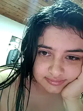 Stephania 18 online show from February 26, 2025, 2:19 am