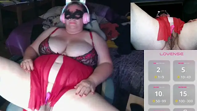 BBW-Ginger online show from April 11, 2026, 11:08 pm