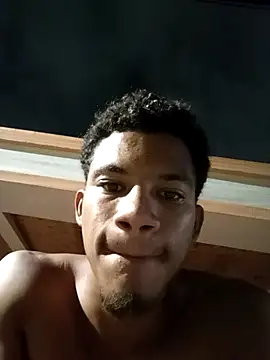 Gutierrez6383 online show from April 14, 2026, 4:39 am