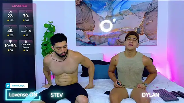 Snapshot of Mackenzzie_777_ chatting on September 18, 2025, 4:26 am Mackenzzie 777  online show from September 18, 2025, 4:26 am