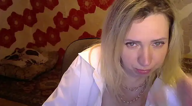 Queen Daenerys online show from December 2, 2024, 12:58 am