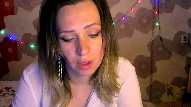 Queen Daenerys online show from October 7, 2025, 10:00 pm