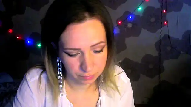 Queen Daenerys online show from October 7, 2025, 9:54 am