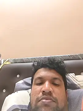 Snapshot of vini1754 chatting on October 24, 2025, 7:57 pm vini1754 online show from October 24, 2025, 7:57 pm