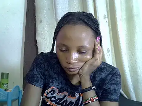 SpicyPetite online show from February 26, 2025, 2:38 pm