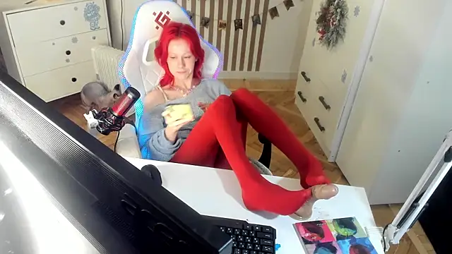 Silly  Milly online show from December 13, 2025, 8:04 pm