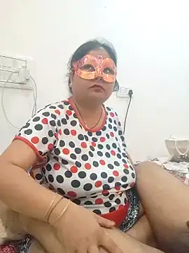 BBW HOT COUPLE online show from March 3, 2025, 7:46 am