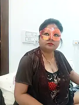 BBW HOT COUPLE online show from January 4, 2025, 5:05 am