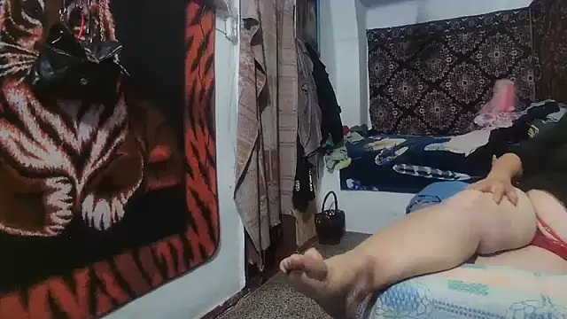 Snapshot of NataliiaRosa54 chatting on September 20, 2025, 6:02 pm NataliiaRosa54 online show from September 20, 2025, 6:02 pm