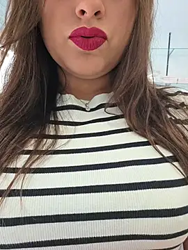 GatitaXD27 online show from November 29, 2025, 9:53 am