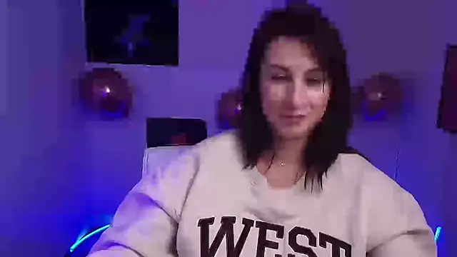 Snapshot of Loren_Moa chatting on February 12, 2025, 4:22 pm Loren Moa online show from February 12, 2025, 4:22 pm