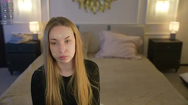 Snapshot of Linda054 chatting on October 5, 2025, 4:58 am Linda054 online show from October 5, 2025, 4:58 am