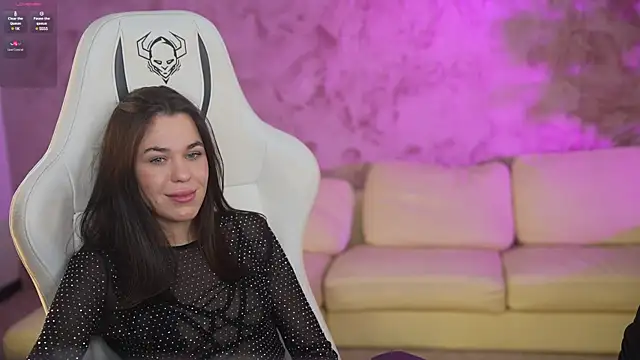 Linda054 online show from January 26, 2025, 12:01 pm