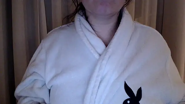 Sandysecret online show from March 11, 2025, 8:31 pm