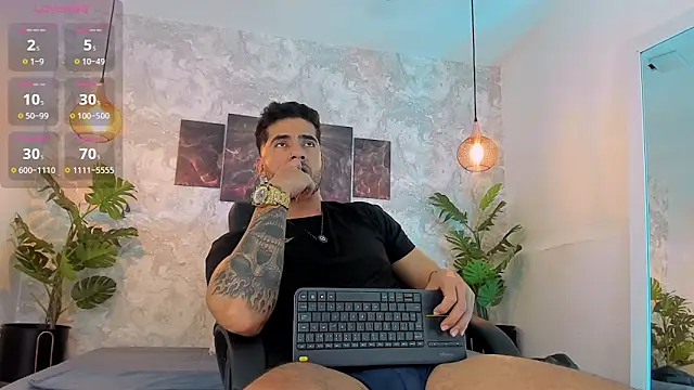 Snapshot of Nate_franco chatting on June 27, 2026, 3:45 am Nate franco online show from June 27, 2026, 3:45 am