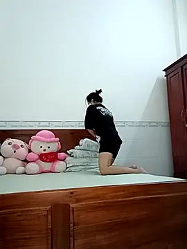    Erin    online show from March 16, 2026, 2:19 am