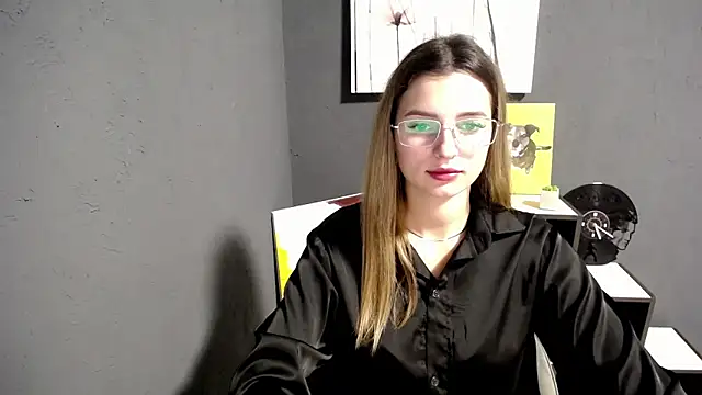 Snapshot of lady_olivia_ chatting on November 7, 2025, 1:37 pm lady olivia online show from November 7, 2025, 1:37 pm