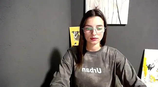 Snapshot of lady_olivia_ chatting on February 17, 2025, 4:50 pm lady olivia online show from February 17, 2025, 4:50 pm