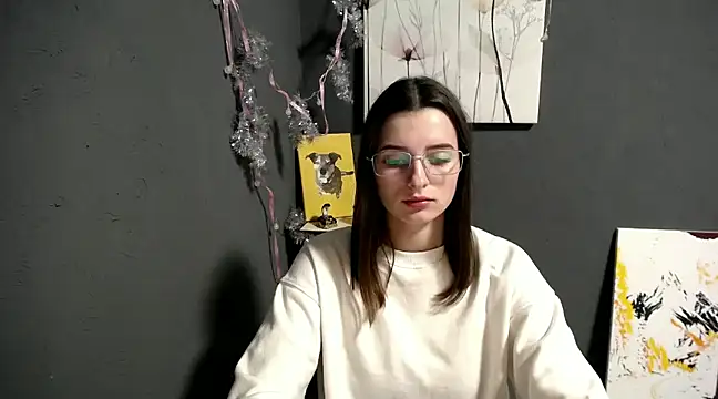 Snapshot of lady_olivia_ chatting on December 21, 2024, 4:36 pm lady olivia online show from December 21, 2024, 4:36 pm