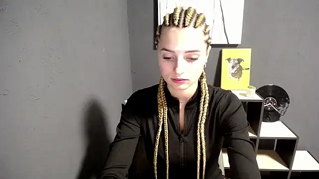 Snapshot of lady_olivia_ chatting on October 10, 2025, 1:23 pm lady olivia online show from October 10, 2025, 1:23 pm