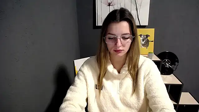 Snapshot of lady_olivia_ chatting on October 27, 2025, 1:45 pm lady olivia online show from October 27, 2025, 1:45 pm