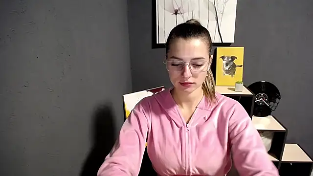 Snapshot of lady_olivia_ chatting on September 16, 2025, 3:35 pm lady olivia online show from September 16, 2025, 3:35 pm