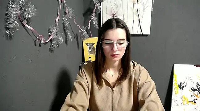 Snapshot of lady_olivia_ chatting on December 20, 2024, 1:11 pm lady olivia online show from December 20, 2024, 1:11 pm