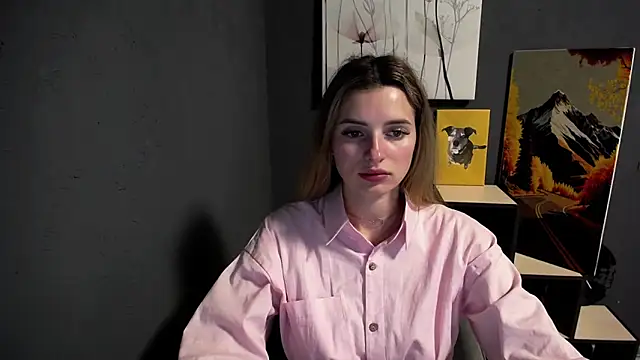 lady olivia  online show from June 4, 2026, 12:43 pm