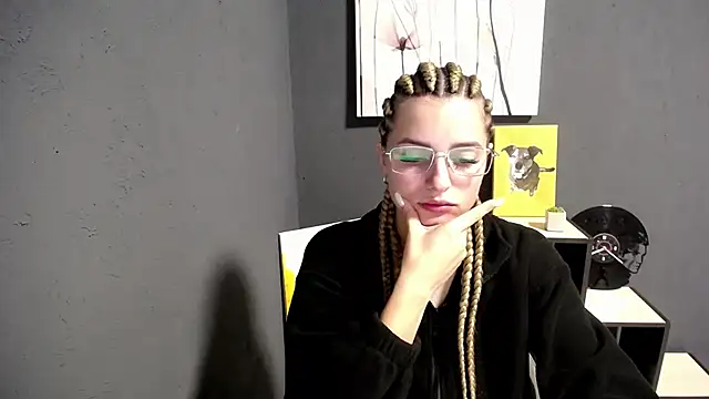 Snapshot of lady_olivia_ chatting on October 13, 2025, 2:29 pm lady olivia online show from October 13, 2025, 2:29 pm