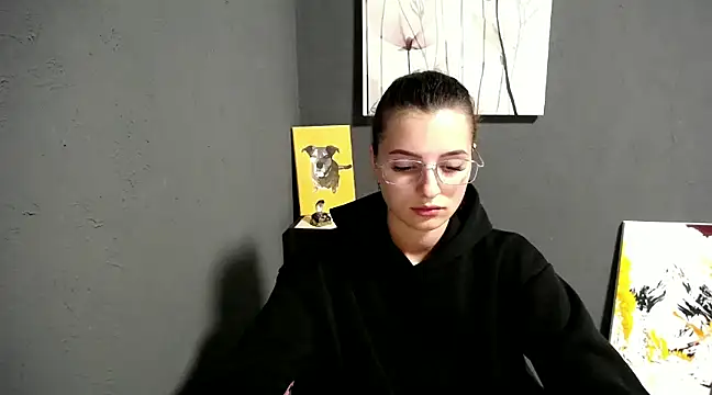 Snapshot of lady_olivia_ chatting on February 10, 2025, 2:05 pm lady olivia online show from February 10, 2025, 2:05 pm