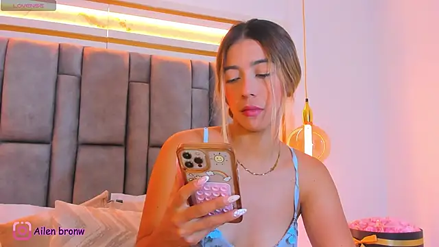 elianabrown online show from October 17, 2025, 11:17 pm