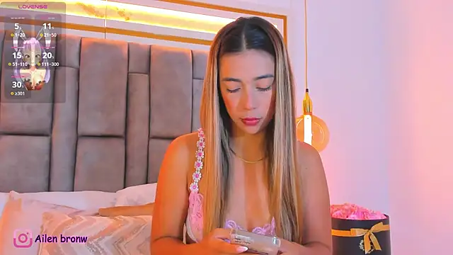 elianabrown online show from September 19, 2025, 8:46 pm