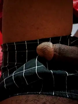 TornadoStorm35 online show from April 19, 2026, 7:05 pm