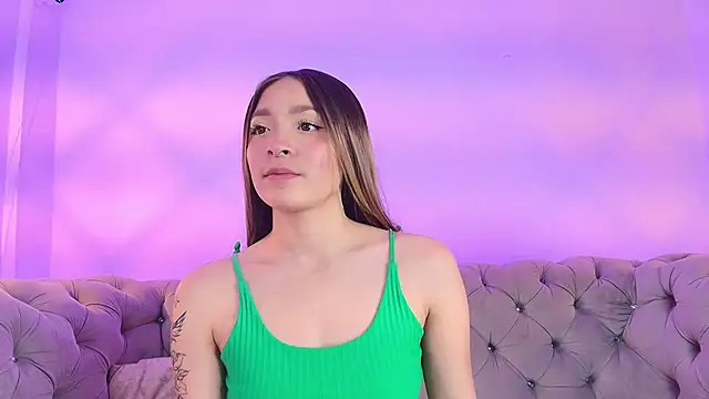 Snapshot of Victoria_Adams14 chatting on September 22, 2025, 3:01 am Victoria Adams14 online show from September 22, 2025, 3:01 am