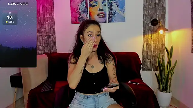 Snapshot of Allison_sc chatting on September 23, 2025, 8:27 pm Allison sc online show from September 23, 2025, 8:27 pm