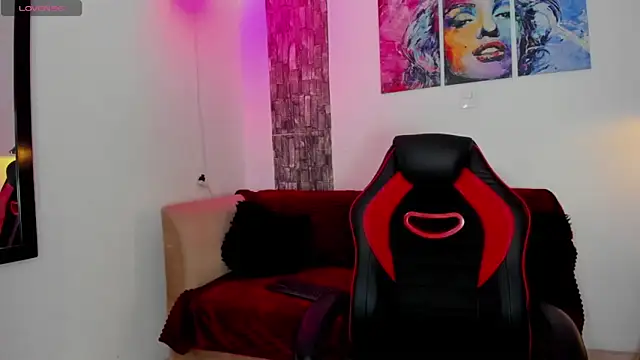 Snapshot of Allison_sc chatting on September 20, 2025, 6:24 pm Allison sc online show from September 20, 2025, 6:24 pm