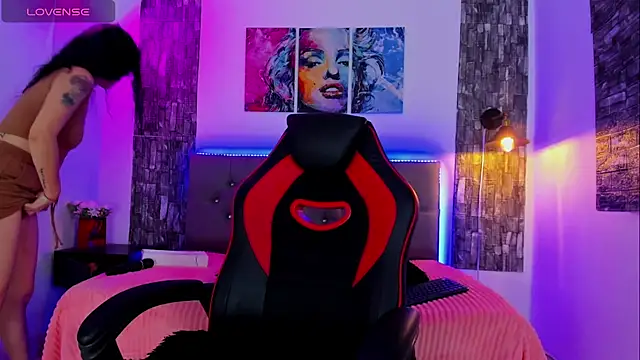 Snapshot of Allison_sc chatting on February 1, 2025, 6:29 pm Allison sc online show from February 1, 2025, 6:29 pm