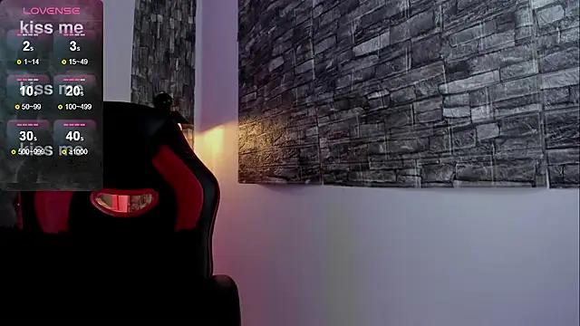 Snapshot of Allison_sc chatting on February 21, 2025, 8:49 pm Allison sc online show from February 21, 2025, 8:49 pm