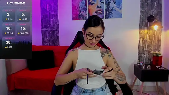 Snapshot of Allison_sc chatting on September 12, 2025, 8:19 pm Allison sc online show from September 12, 2025, 8:19 pm