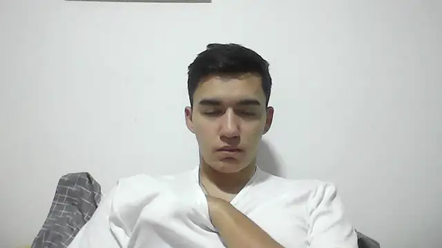 Estebitan vm online show from November 28, 2025, 6:02 am