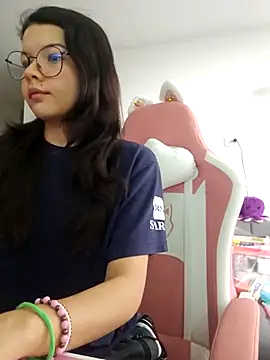 azumiichan online show from March 6, 2026, 9:54 pm