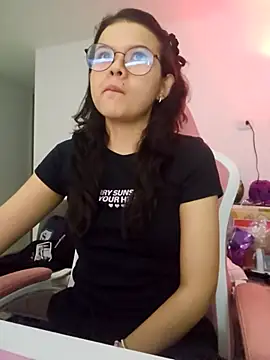 azumiichan online show from March 25, 2026, 12:11 am